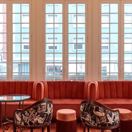 Dear - Valmor Palace