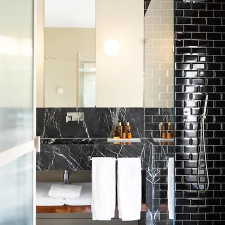 Πανσιόν Dear - Valmor Palace Lisboa