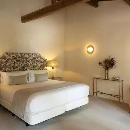 Dear - Valmor Palace Lizbona