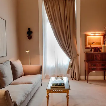 Dear - Valmor Palace 4*
