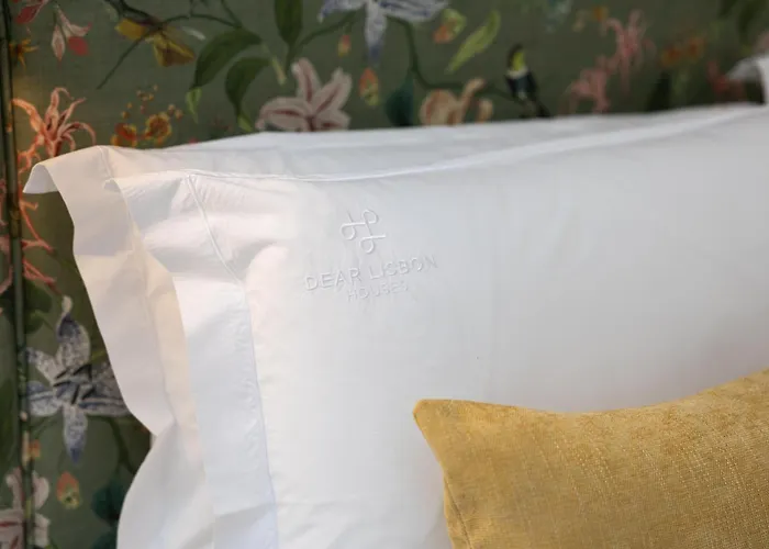 Dear - Valmor Palace Guest house Lisbon