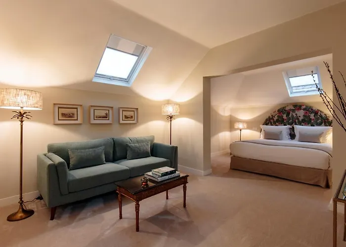 Gæstehus Dear - Valmor Palace 4*