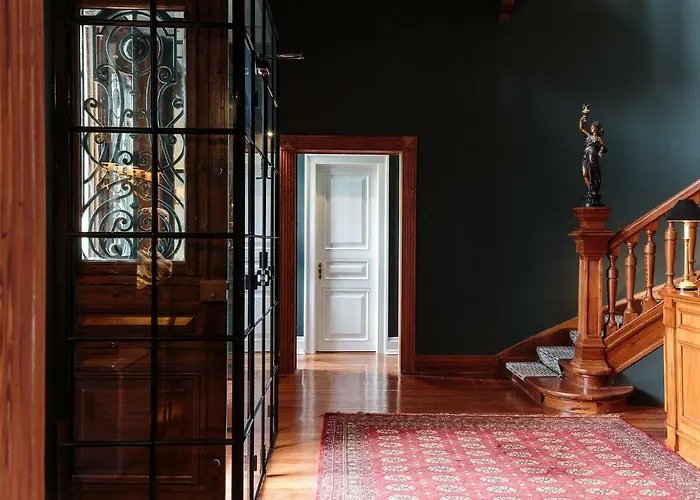 Dear - Valmor Palace Guest house 4*