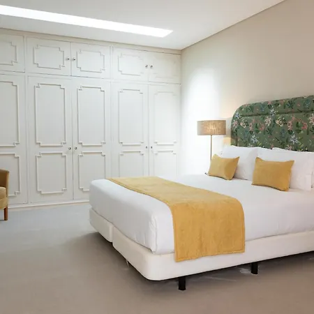 Pensión Dear - Valmor Palace 4*