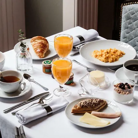 Dear - Valmor Palace 4*