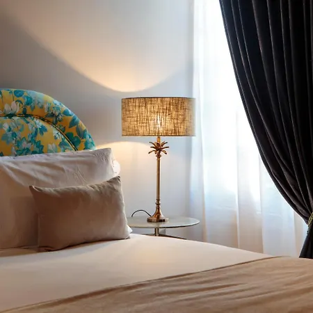 Dear - Valmor Palace Gasthuis